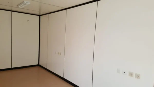 20ft kantoorcontainer met 1 deur en raam