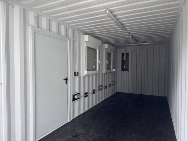 20-Fuß Lagercontainer ONE WAY mit Fenster und Personentür – Neu