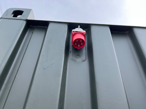 20-Fuß Seecontainer / Lagercontainer „One Way“ mit Beleuchtung – Neu